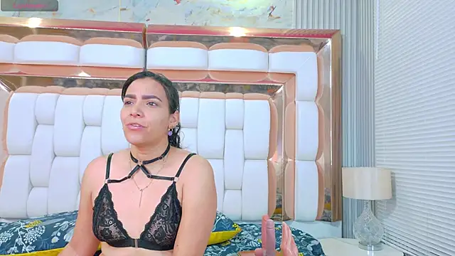 Snapshot of Sluttyandmature chatting on 11.30.25 Sluttyandmature online show from 11.30.25