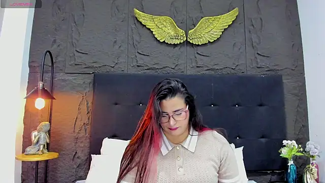 BellaPeers  online show from 04.01.26