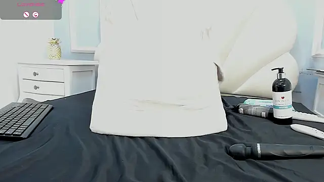 Maaracooper online show from 02.28.25