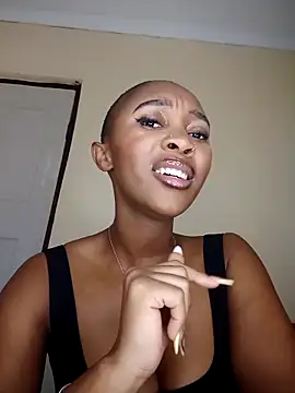 Snapshot of Shria107 chatting on 11.02.25 Shria107 online show from 11.02.25