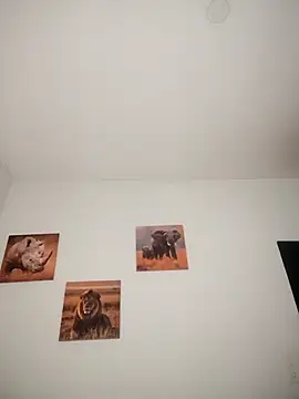 Snapshot of Shria107 chatting on 12.14.25 Shria107 online show from 12.14.25