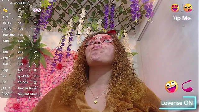 BLONDE SEXYHOT online show from 01.09.26