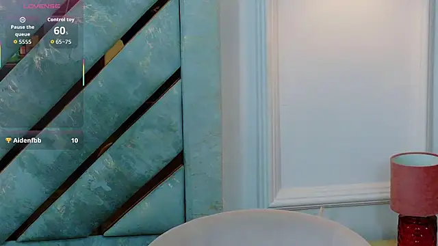 Kendall-Moll online show from 04.10.26