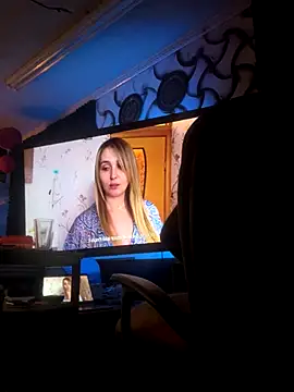 iamexist800 online show from 10.29.25