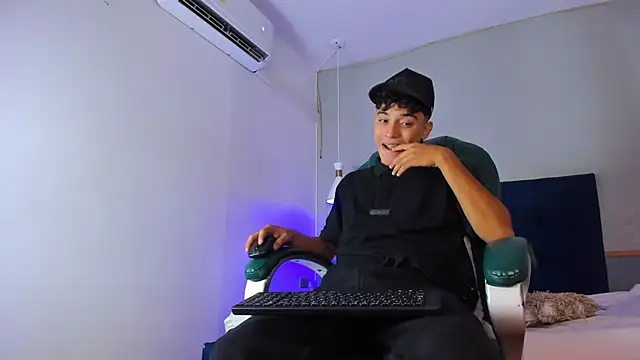 Austin Cardieff online show from 01.22.25