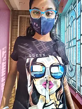 Snapshot of wild_bong_queen chatting on 11.10.25 wild bong queen online show from 11.10.25