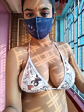 Snapshot of wild_bong_queen chatting on 11.30.25 wild bong queen online show from 11.30.25