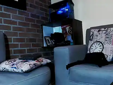 Snapshot of MaximoTorricelli chatting on 03.12.25 MaximoTorricelli online show from 03.12.25