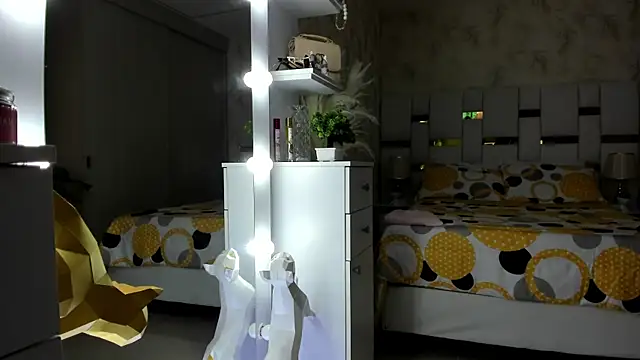 Snapshot of cherryfox88 chatting on 09.14.25 cherryfox88 online show from 09.14.25