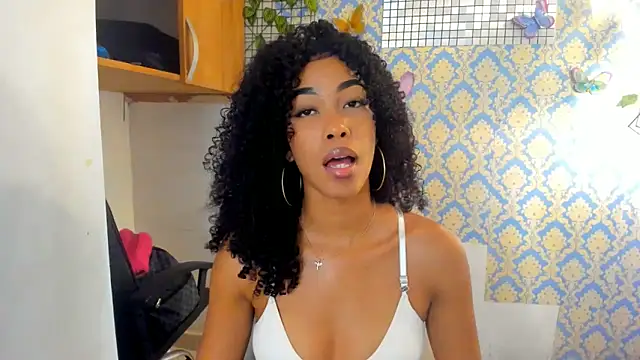 Snapshot of sasha_fox00 chatting on 02.27.25 sasha fox00 online show from 02.27.25
