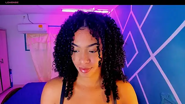 Snapshot of sasha_fox00 chatting on 10.02.25 sasha fox00 online show from 10.02.25