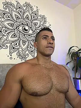 aaroncolombia online show from 11.12.25