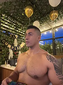 aaroncolombia online show from 04.08.26