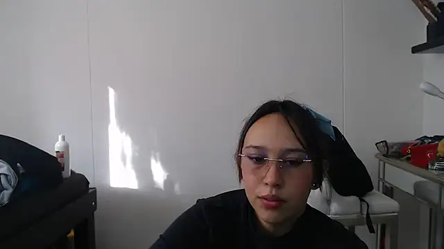 Skarlet Adams28 online show from 02.07.25