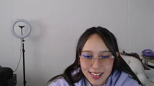 Skarlet Adams28 online show from 03.09.25