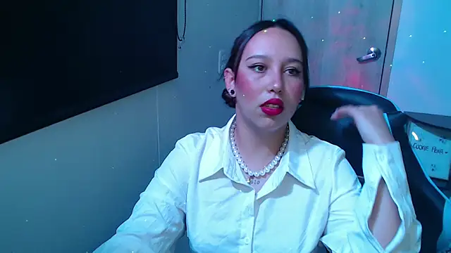 Skarlet Adams28 online show from 03.18.26