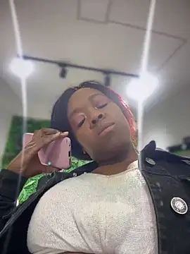 Snapshot of Thyana_LS chatting on 01.23.25 Thyana LS online show from 01.23.25