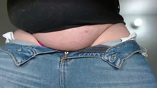 Snapshot of EmmyHorny_ chatting on 01.18.26 EmmyHorny online show from 01.18.26