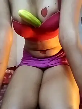 Snapshot of Ziddi-Shreya chatting on 11.15.25 Ziddi-Shreya online show from 11.15.25