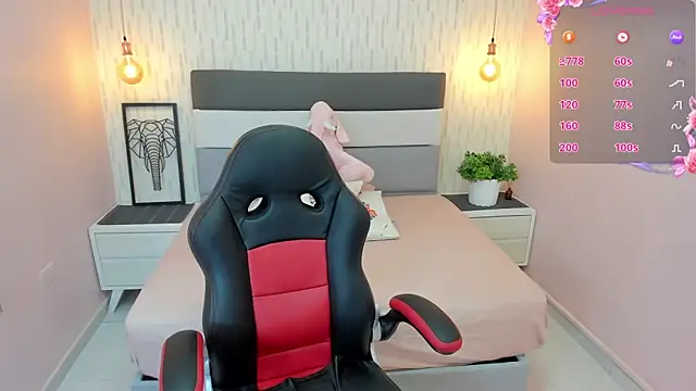 Snapshot of ALICESTARKK chatting on 03.04.25 ALICESTARKK online show from 03.04.25