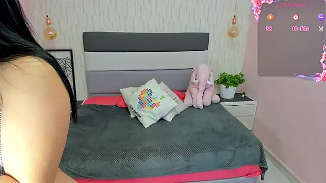 Snapshot of ALICESTARKK chatting on 03.07.25 ALICESTARKK online show from 03.07.25