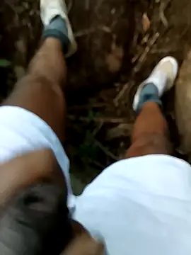 Snapshot of dpkpaksudda chatting on 10.14.25 dpkpaksudda online show from 10.14.25