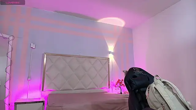 Snapshot of Brendda_tay chatting on 02.14.26 Brendda tay online show from 02.14.26