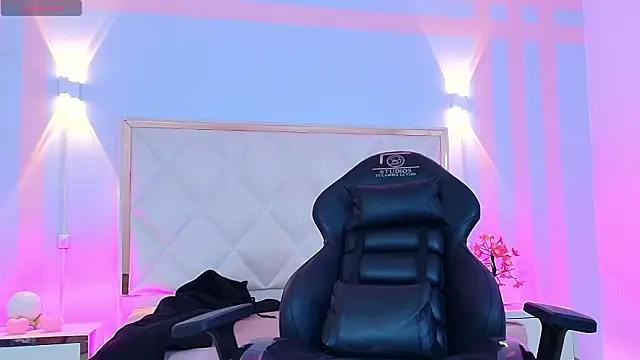 Snapshot of Brendda_tay chatting on 02.24.26 Brendda tay online show from 02.24.26