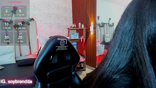 Snapshot of Brendda_tay chatting on 02.25.26 Brendda tay online show from 02.25.26