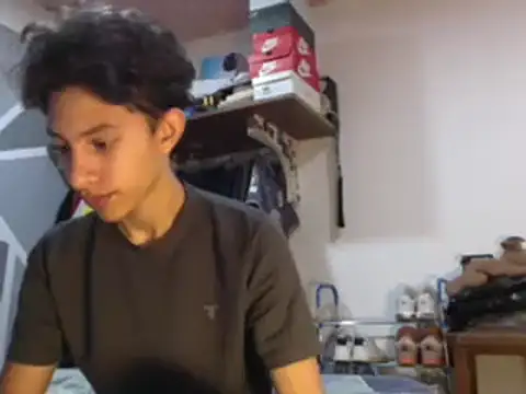 Snapshot of ferchitibellako chatting on 12.18.24 ferchitibellako online show from 12.18.24