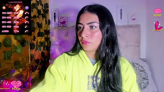 cristalconnorr online show from 10.24.25