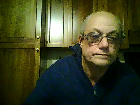 Snapshot of gianbragallini chatting on 12.16.25 gianbragallini online show from 12.16.25