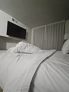 ptut820 online show from 04.07.26