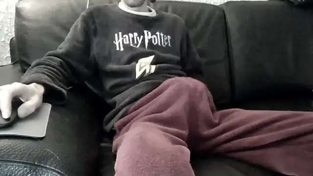 Snapshot of passif520 chatting on 11.12.25 passif520 online show from 11.12.25