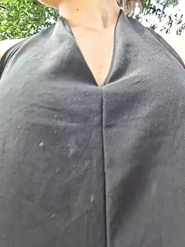 HelenHoltz online show from 10.24.25