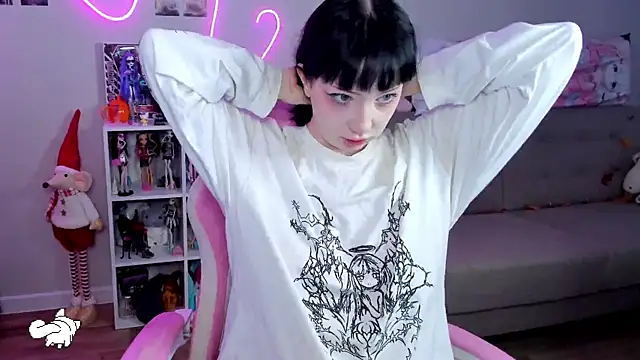 Snapshot of SweetieMollyy chatting on 11.19.25 SweetieMollyy online show from 11.19.25