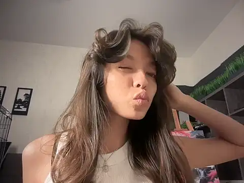 DesiredHoney online show from 09.27.25