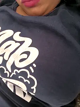 zofikhan online show from 11.19.25