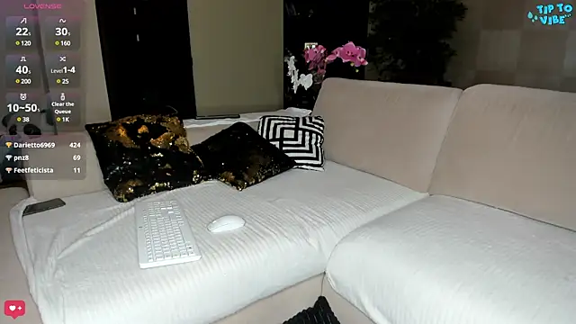 MichelleCara online show from 01.27.25