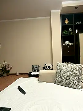 MichelleCara online show from 12.05.25