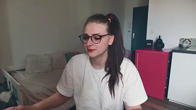 ce leste   online show from 01.06.26