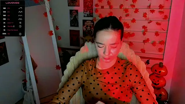 Bella XO online show from 11.10.25