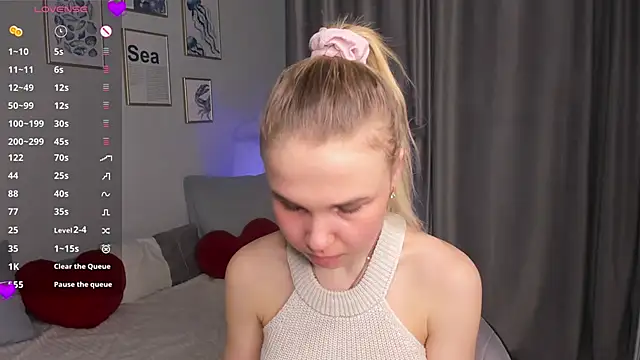 OdetteHarwick online show from 11.16.25