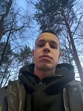 pretty roman online show from 04.14.26