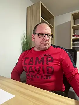 coupleLatinaLovers online show from 12.13.24