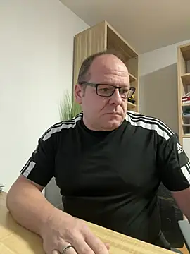 coupleLatinaLovers online show from 12.27.24