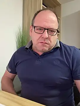 coupleLatinaLovers online show from 01.21.25