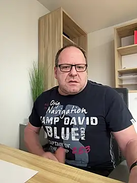 coupleLatinaLovers online show from 02.11.25