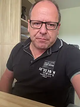 coupleLatinaLovers online show from 09.12.25