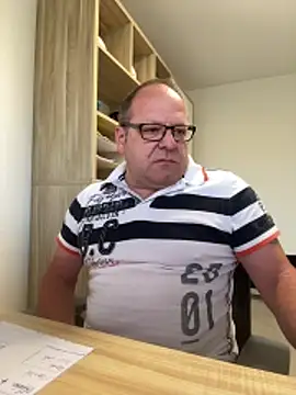 coupleLatinaLovers online show from 05.13.26